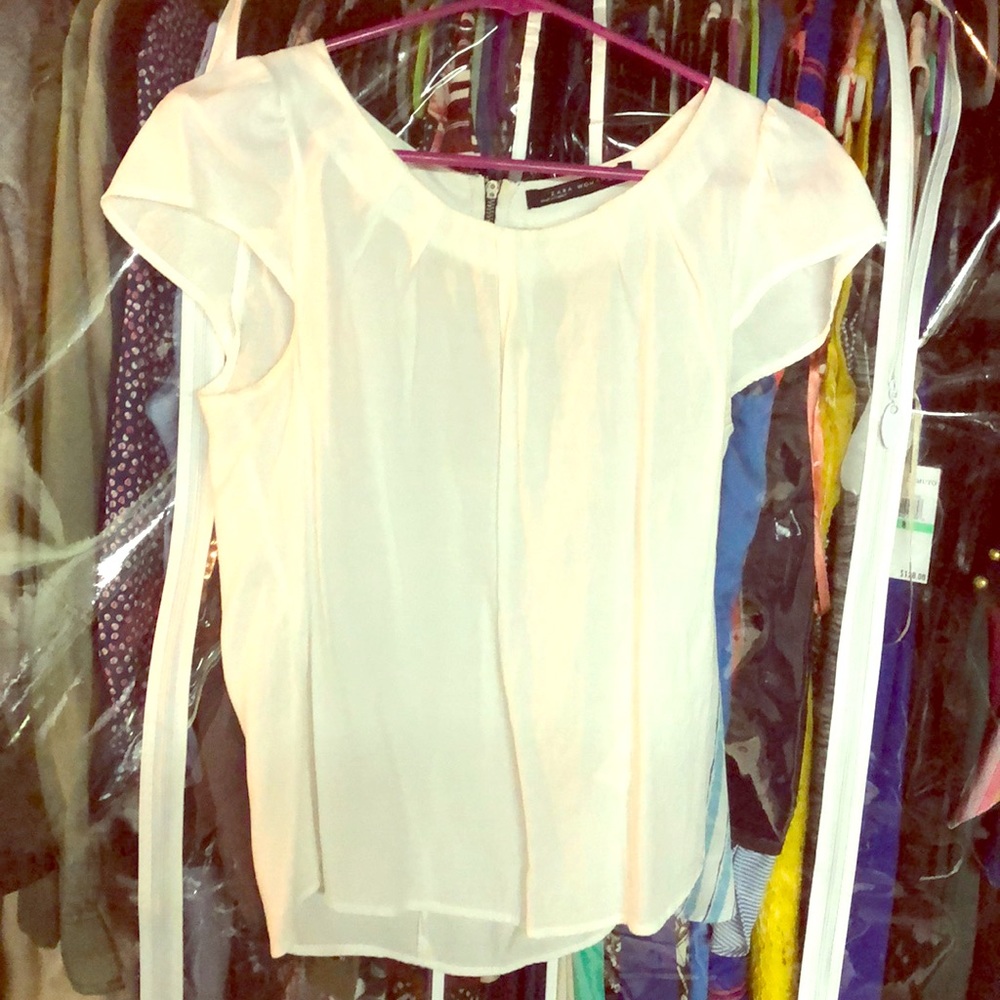 Cream Zara top with half zip back